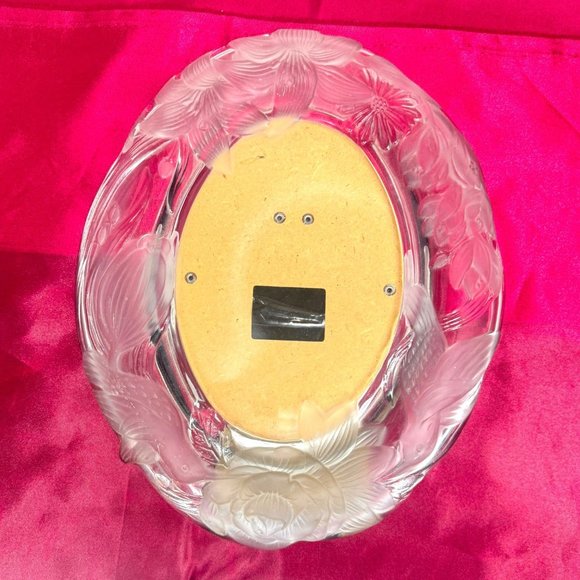 Crystal Clear Signatures Japan Crystal Oval Wedding Picture Frame EUC - Picture 9 of 13